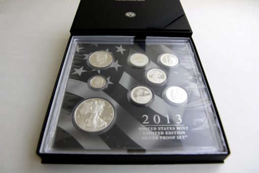 Lens in presentation case of the 2013 Limited Edition Silver Proof Set