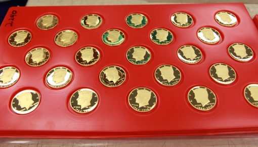 2014 50th Anniversary Kennedy Half-Dollar Gold Proof Coin - Tray View 1