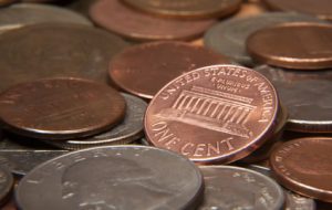 US 25-cent coins and pennies