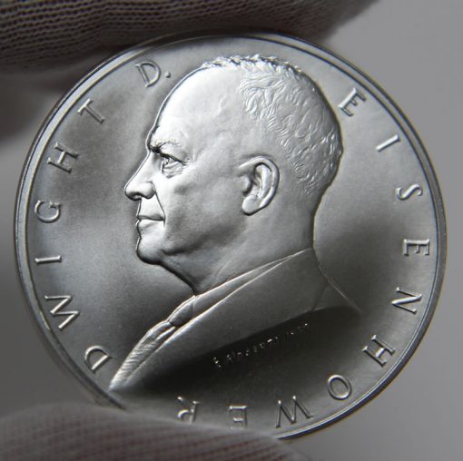 Dwight D. Eisenhower Presidential Silver Medal, Obverse