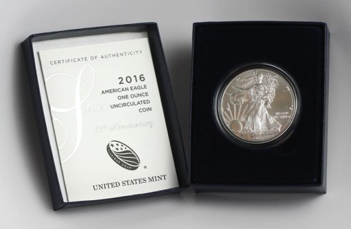 2016-W 30th Anniversary Uncirculated American Silver Eagle - Case and Coin