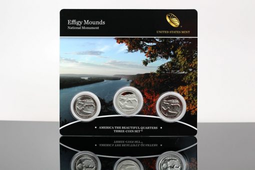 Photo 2017 Effigy Mounds National Monument Quarters Three-Coin Set