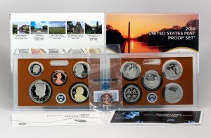 Photo of US Mint 2019 Proof Set and 2019-W Lincoln Cent