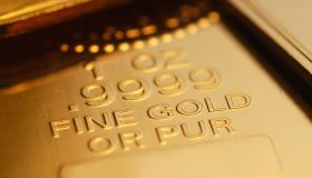 Gold Ends Flat, Silver Rises for Fourth Session 1 oz Gold