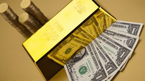 Gold Soars to Three-Week High, Silver Rallies 4% US bills, gold bar and coins