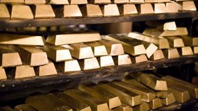 Gold Jumps 1.8% on Week, Silver Adds 1%; US Bullion Sales Mixed Racks of Gold Bars