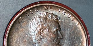 1909 Lincoln Cent on Mars Collects Dust 1909 VDB Lincoln Cent on NASA's Mars Rover Curiosity in August 2011