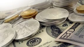 Gold Ends Week at 3-Month Low, US Bullion Eagles Improve US Bullion Gold Eagles, Silver Eagles, $50 and $100 Bills