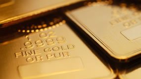 Gold Dips, Silver Extends Losing Streak Four .9999 fine gold bars