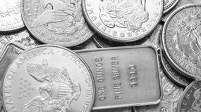 Gold, Silver Tumble on Week; US Mint Bullion Sales Slower Silver Eagles, Morgan Dollars and Silver Bar