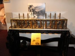 Public Tour Photos of US Mint at Denver, Colorado Automatic Weighing Machine, Denver Mint