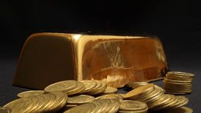 Gold, Precious Metals Decline to Start Trading Week Gold bar, gold coins