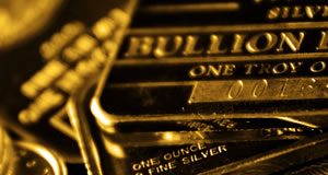 Gold Up Week, US Mint Bullion Sales Soar Coins and Bullion bars