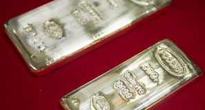 Gold Tumbles on Week; US Mint Bullion Sales Relax silver bullion, .9999 fine