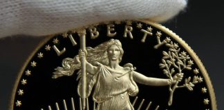 2016 Proof American Gold Eagles Soar in Debut Photo of 2016-W $50 Proof American Gold Eagle, Obverse