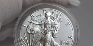 US Mint Sales: Unc. Silver Eagle; Congratulations Set Debut Photo of 2016-W Uncirculated American Silver Eagle