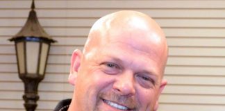 Pawn Stars’ Rick Harrison to Shave Standish’s Head for Charity Rick Harrison