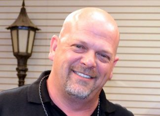 Pawn Stars’ Rick Harrison to Shave Standish’s Head for Charity Rick Harrison