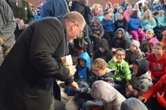 Children Receive George Rogers Clark Quarter