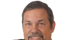 Fuljenz’s Money Talks Seminar at ANA Show Provides Tips on Avoiding Fakes Dr. Michael Fuljenz