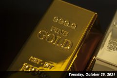 Gold edged 0.3% higher on Wednesday