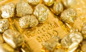 Gold slipped 0.9% this week