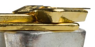 Gold Marks First Loss in Five Sessions After 19-Month High Gold prices fell for the first time since a week ago