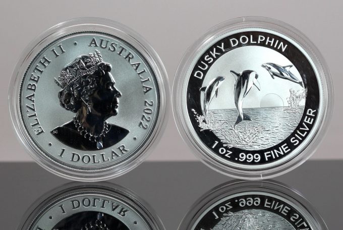 2022 Australian Dusky Dolphin 1oz Silver Bullion Coins - Obverse and Reverse