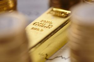 Gold prices fell 3.1% in August