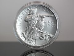 CoinNews photo US Army 2.5 Ounce Silver Medal – obverse