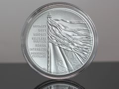 CoinNews photo US Army 2.5 Ounce Silver Medal – reverse