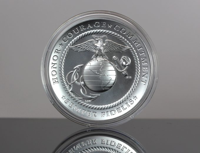CoinNews photo U.S. Marine Corps 2.5 Ounce Silver Medal - Reverse