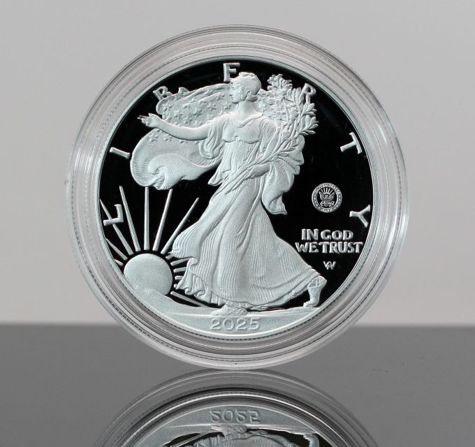 CoinNews photo 250th Anniversary U.S. Navy 2025-S Proof American Silver Eagle