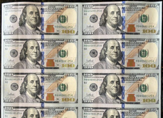 BEP Offers $100 Uncut Currency Sheets With Trump Signature CoinNews photo of the Series 2025 New York $100 eight-note uncut currency sheet featuring Trump and Bessent signatures